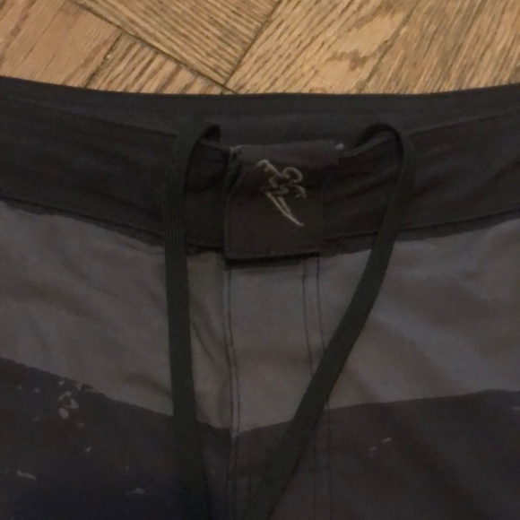 Da-hui Jason Momoa board shorts , grey /blk, 36 - Picture 2 of 8